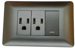 2 Tomacorriente + 1 Interruptor, 125V,GRIS, Dx