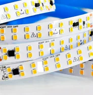 Cinta LED 110VAC, 240 LED 5M, 15W/M, 3000K, 240L, 1600L/M, Eff. 106LM/W, Ra. 84, 5M/ROLLO, Dx