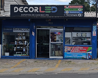 Fachada de la sucursal DECORLED en la avenida Ilaló